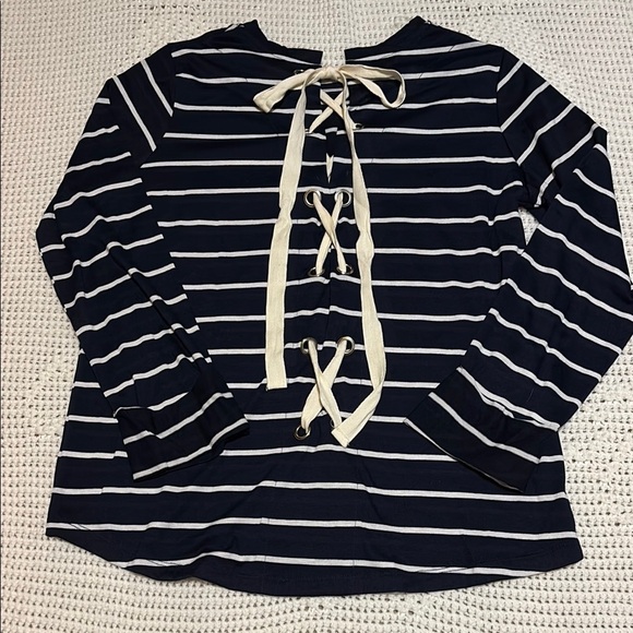 Umgee Tops - Umgee Blue and White Tie Back Long Sleeve Tunic size S